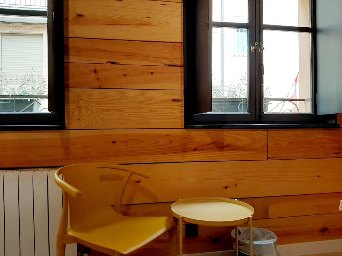 Hostal Erasmus By Gaiarooms Salamanca Exterior photo