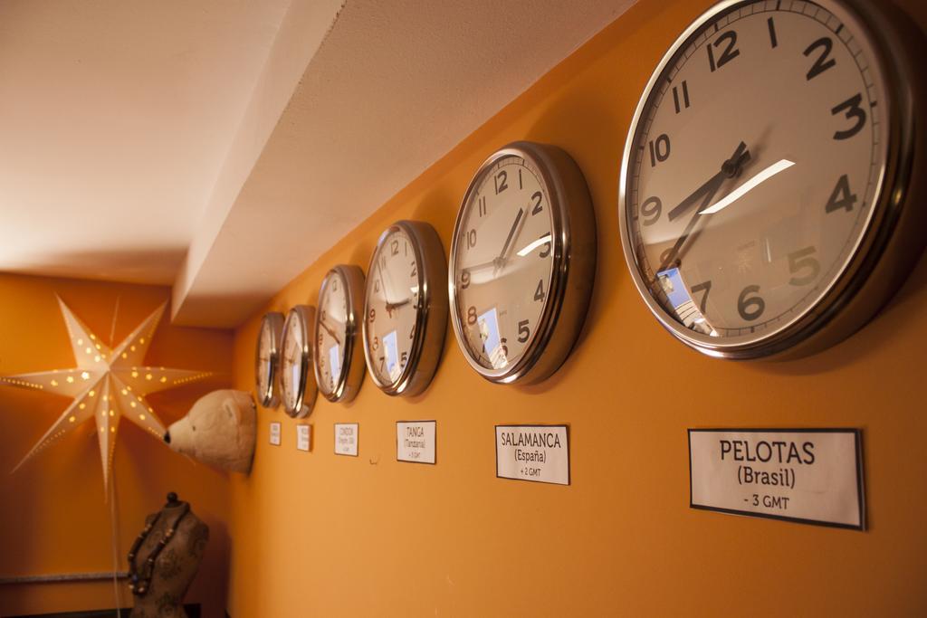 Hostal Erasmus By Gaiarooms Salamanca Exterior photo